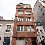 Beautiful 23M² With A Balcony! Comfortable And Bright.